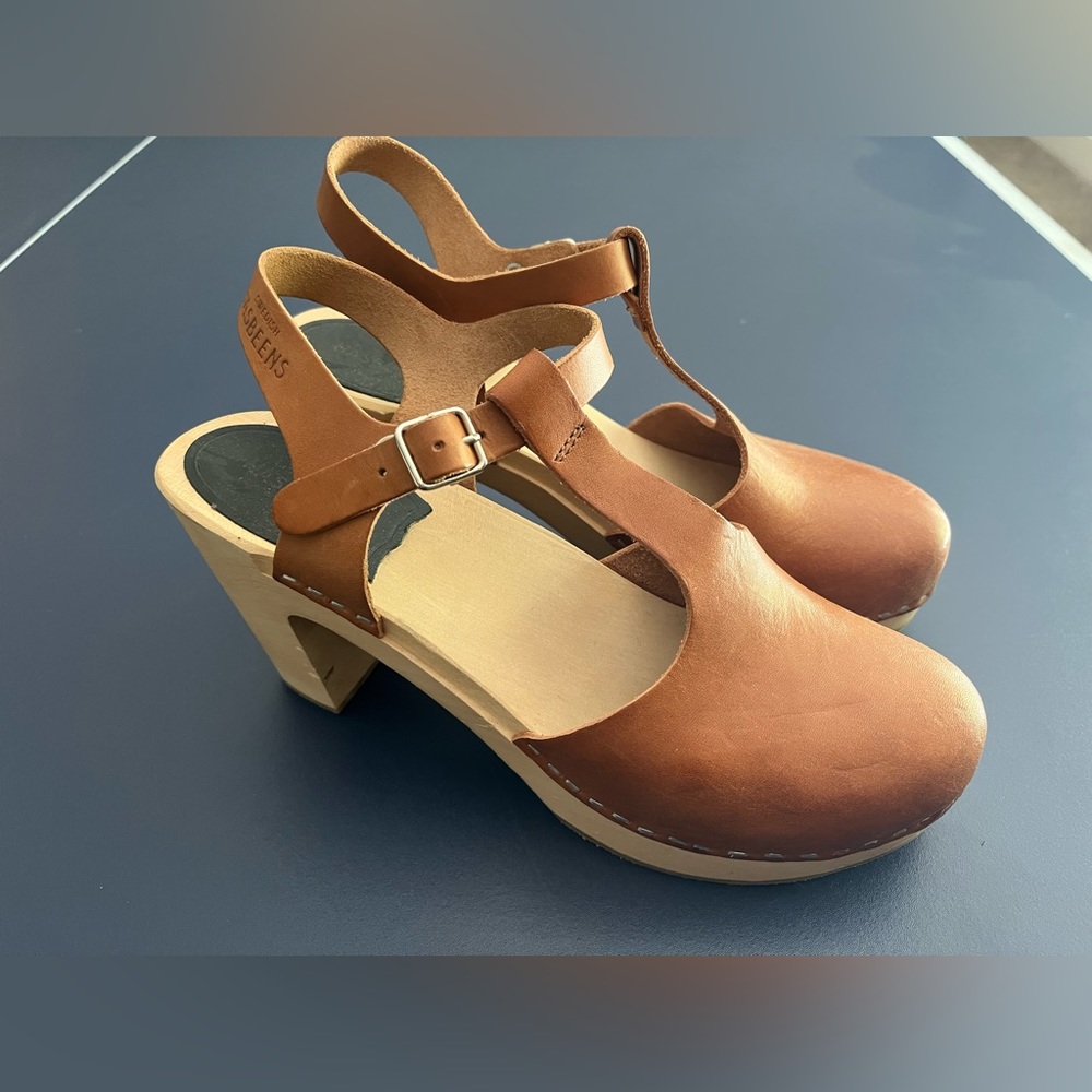 Swedish Hasbeens heel clogs size 40